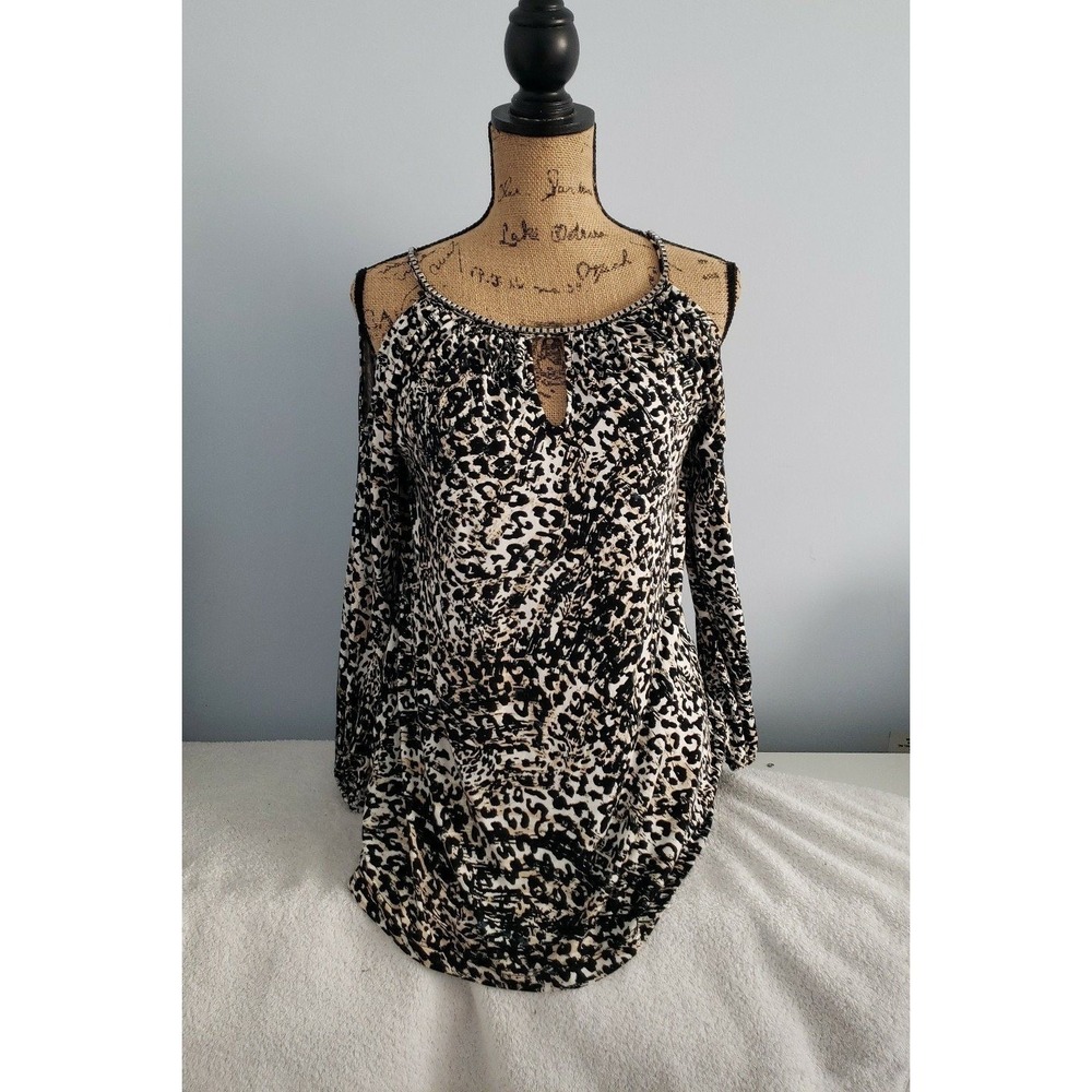 Cupio Womans leopard Blouse Size Small 3/4 Sleeves